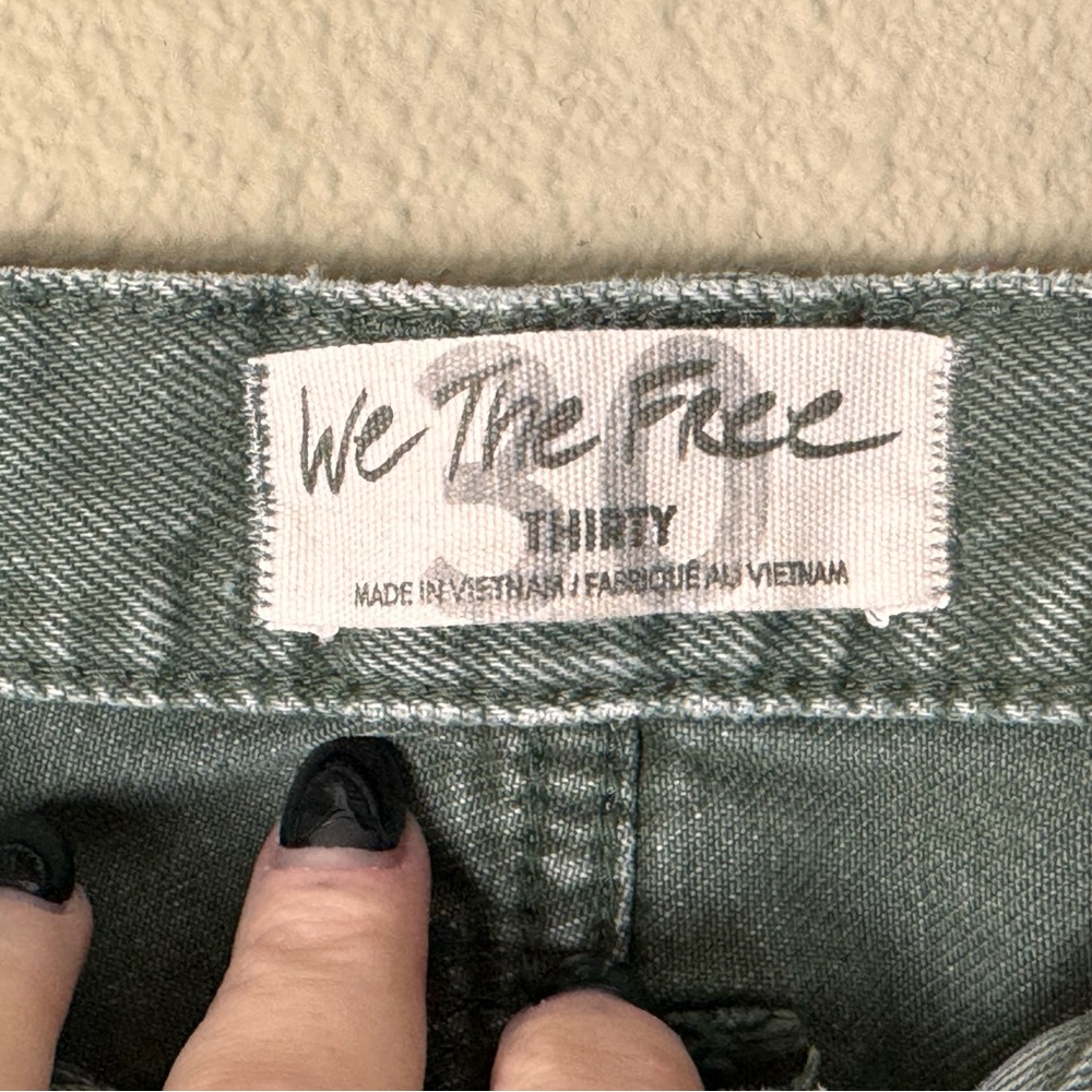 FREE PEOPLE WE THE FREE GREEN DISTRESSED BUTTON FLY HIGH WAIST SHORTS 30
#43